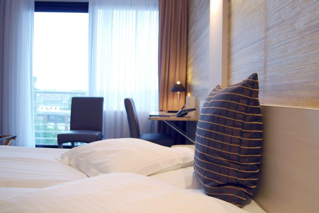 Hotel Melinda ออสเทนด์ ภายนอก รูปภาพ