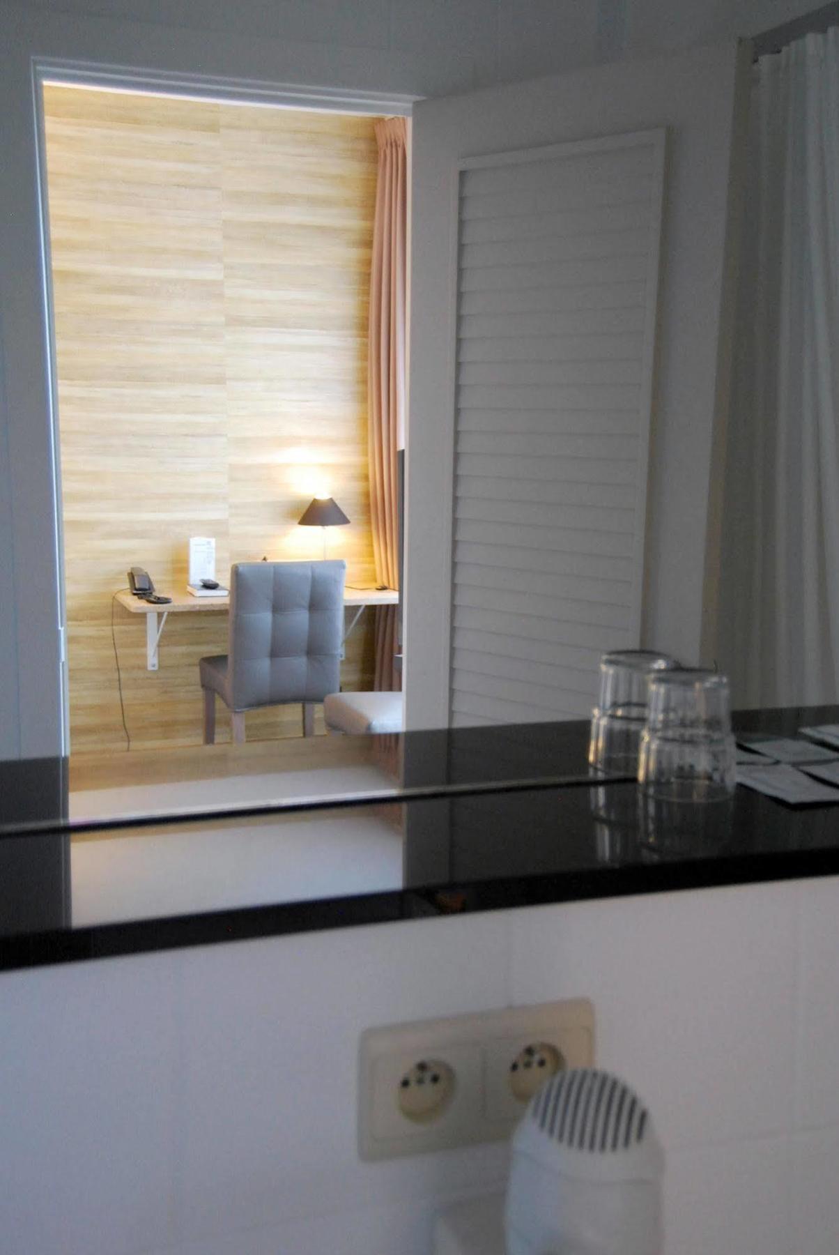 Hotel Melinda ออสเทนด์ ภายนอก รูปภาพ