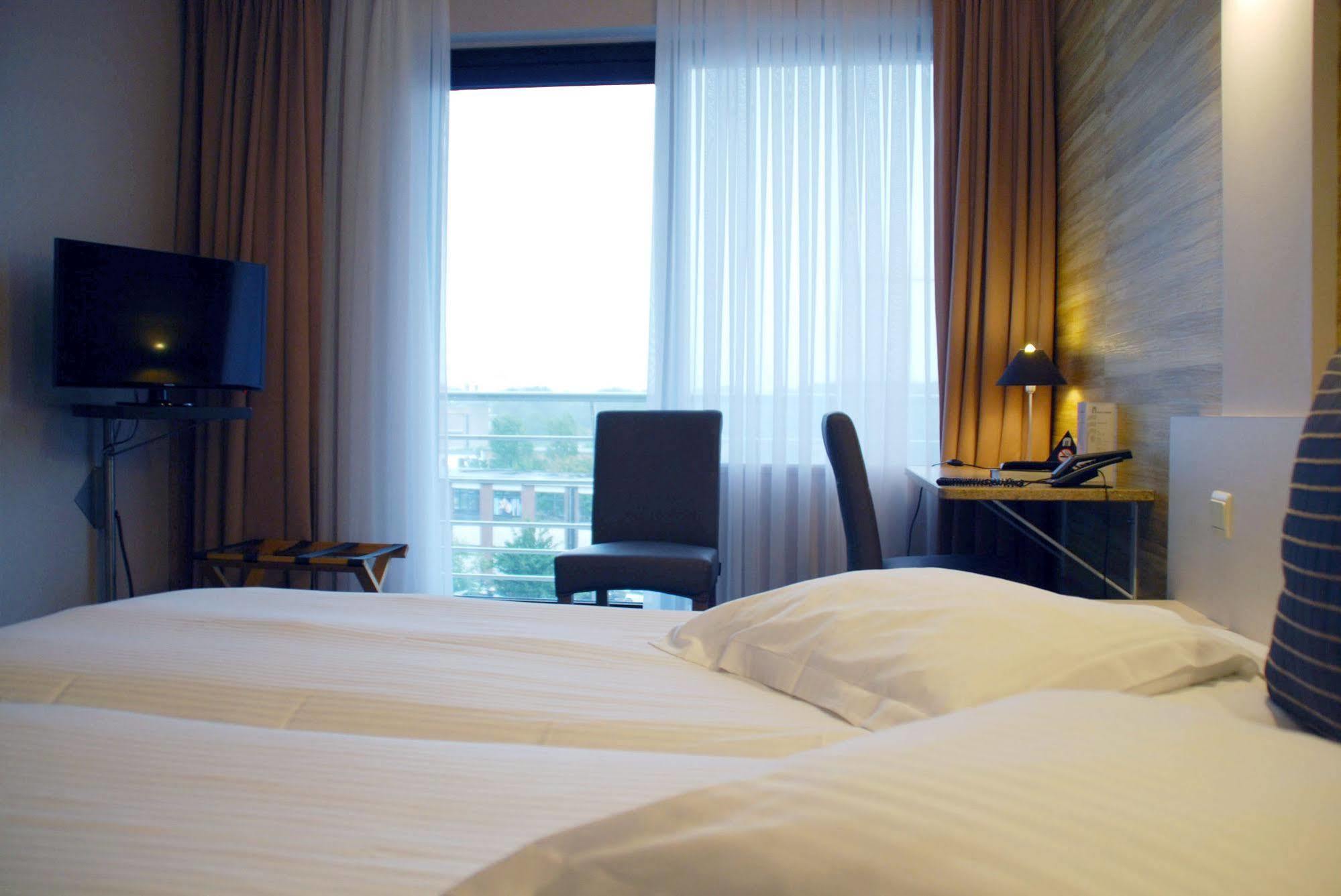 Hotel Melinda ออสเทนด์ ภายนอก รูปภาพ